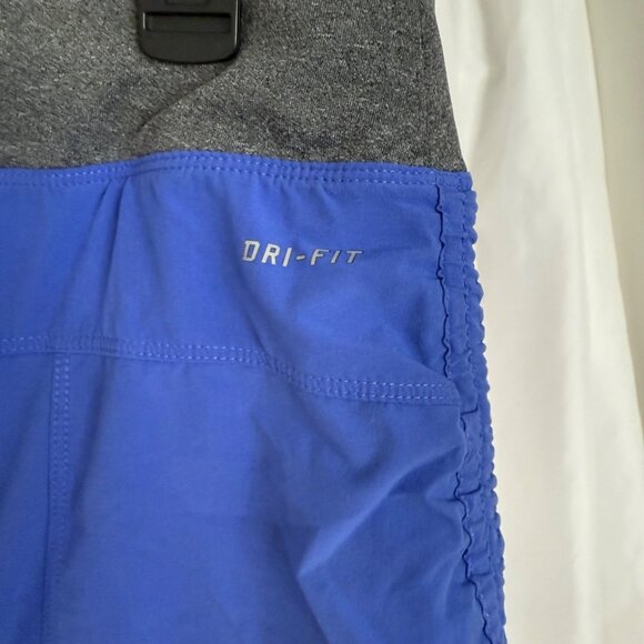 Nike Dri-Fit Blue Athletic Skort With Orange Liner & Gray Waistband Womens Sport - Picture 4 of 8